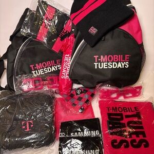 NEW T-Mobile Umbrella Hat 2 Sling Bags Light up 2019 Glasses Apparel Swag Set